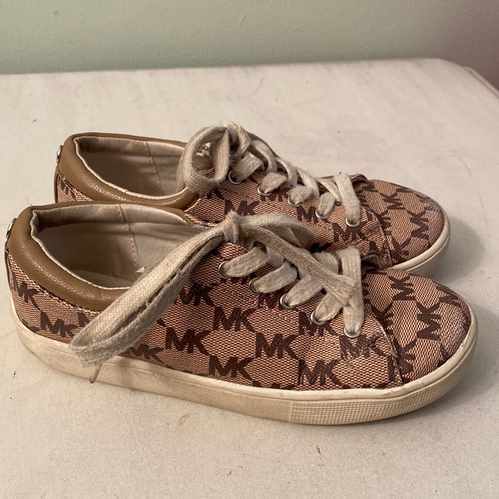 Michael  Michael Kors  girls sneakers